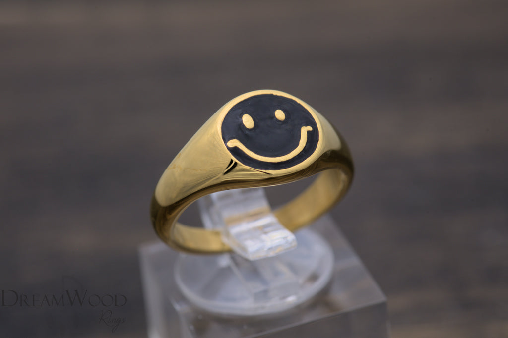 Gold Smiley Face Ring - Dreamwood Rings - DreamWood Custom
