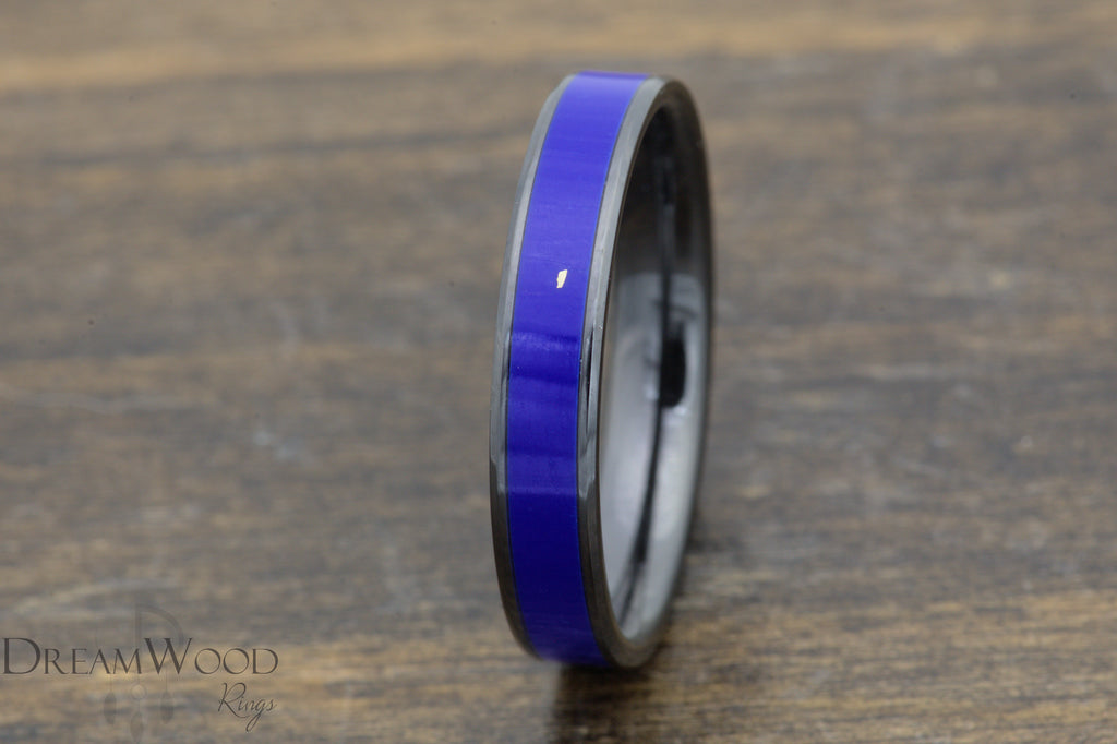 The Stellar Elegance - Black Ceramic Ring with Lapis Inlay - DreamWood Custom