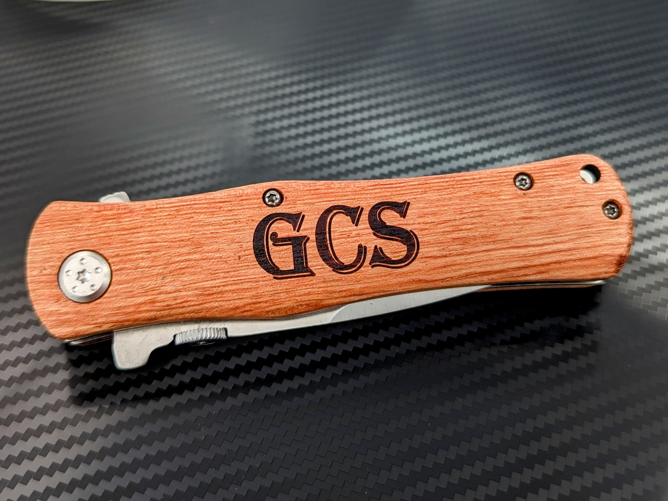 Engraved Wood Handle Knife - The Perfect Groomsmen Gift