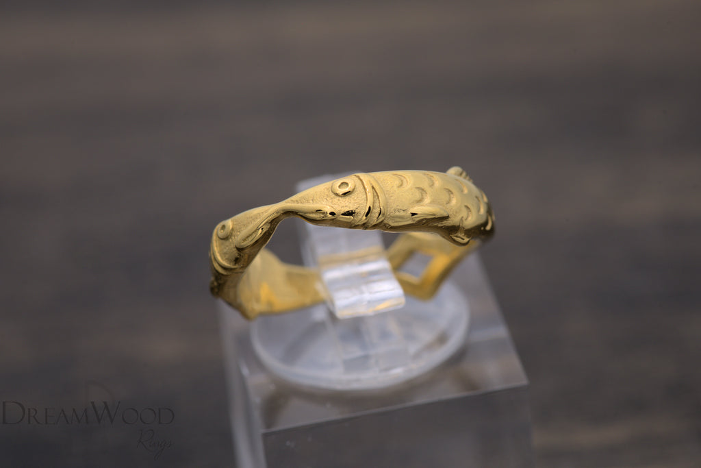 Gold Pisces Fish Ring - Dreamwood Rings
