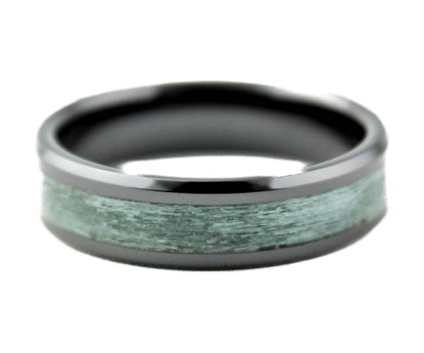 The Austere Tribute Ring